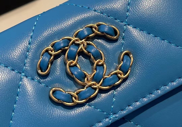 シャネル財布素材ディテール